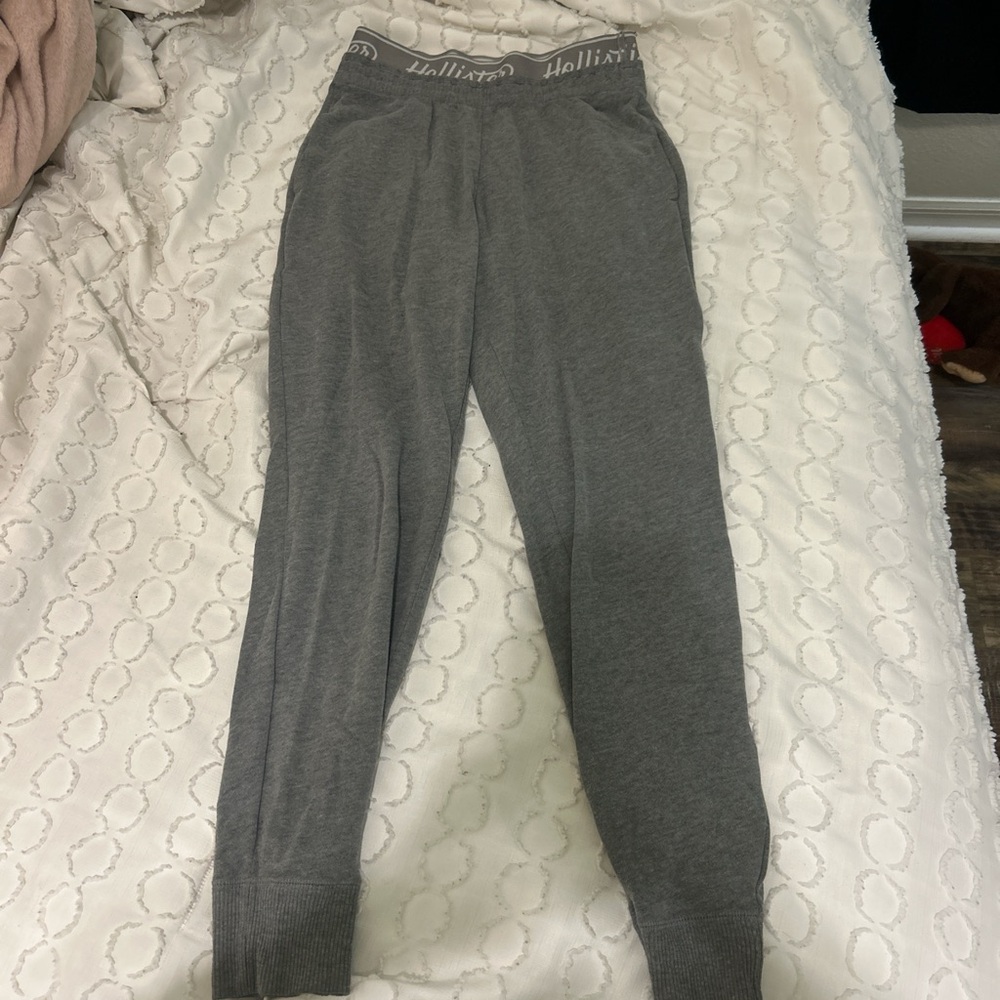 Hollister women’s sweatpants